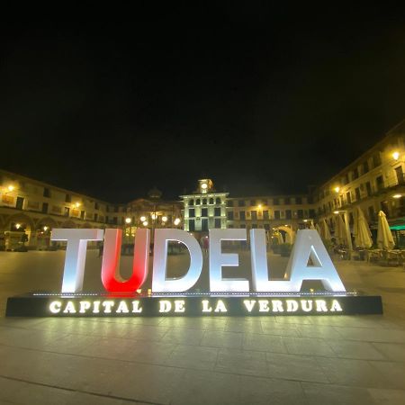 Ferienwohnung Voila Catedral Tudela Exterior foto